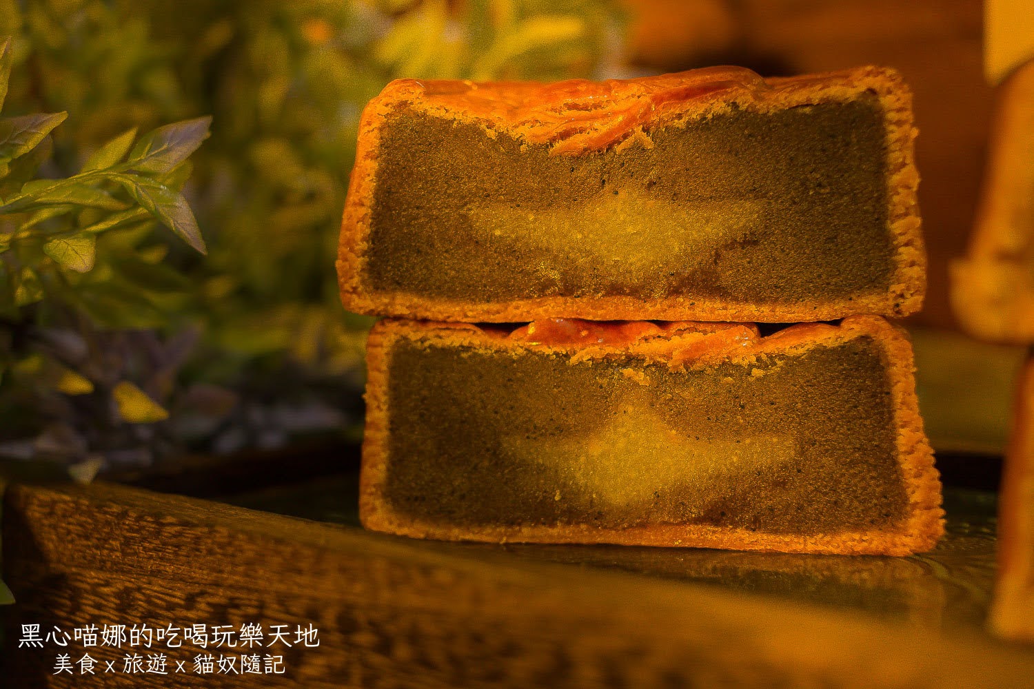 2025中秋禮盒︱萬豪酒店豪月禮盒 典藏六款獨具風味傳統月餅,雕花奢華外盒,送一抹溫柔嫻靜白月光!