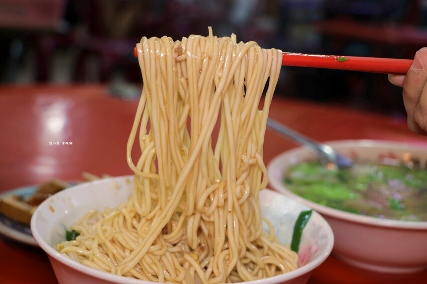 哈瑪星廟口正老牌汕頭麵‧飄香一甲子老味道，評價二極化 - 敦 小 蓮の食旅錄