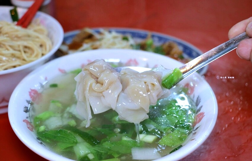 哈瑪星廟口正老牌汕頭麵‧飄香一甲子老味道，評價二極化 - 敦 小 蓮の食旅錄