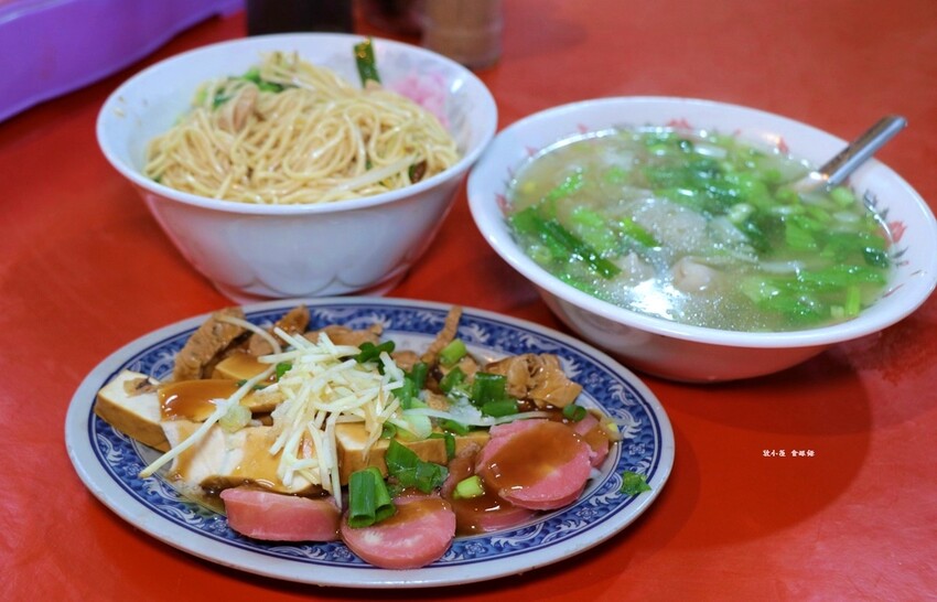 哈瑪星廟口正老牌汕頭麵‧飄香一甲子老味道，評價二極化 - 敦 小 蓮の食旅錄