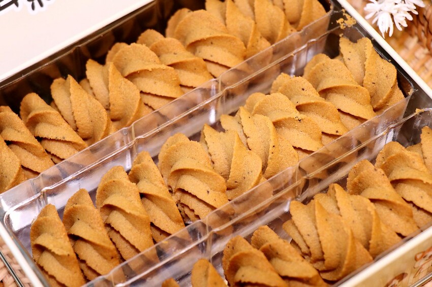 擁有酥鬆脆三重口感的超厲害曲奇餅乾.一吃就愛上的美味.桃園中壢伴手禮推薦♥大耳朵朵♥