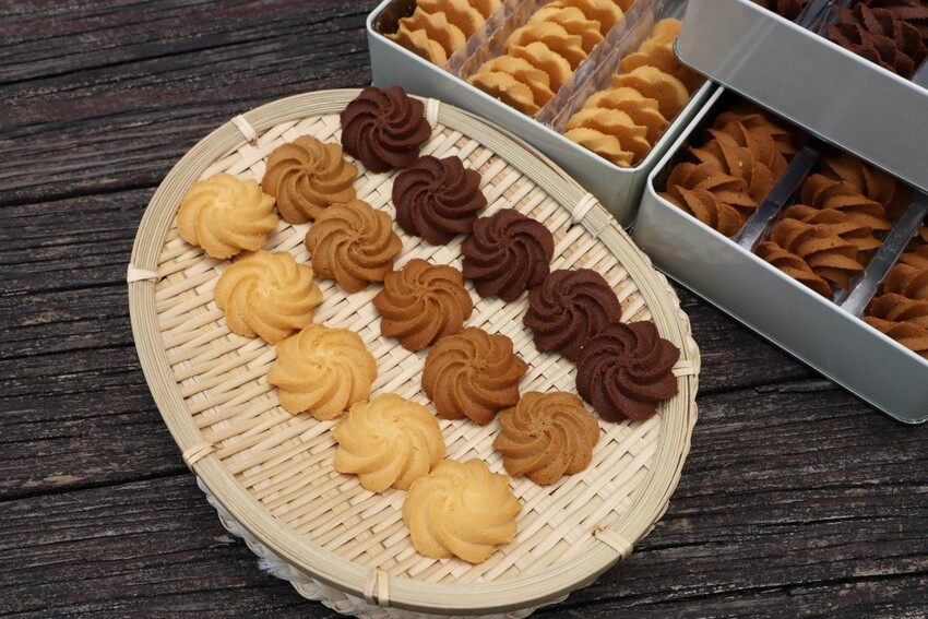 為了紀念愛犬而創立的品牌，『酥、鬆、脆』三種口感好滋味， 送禮最佳選擇~