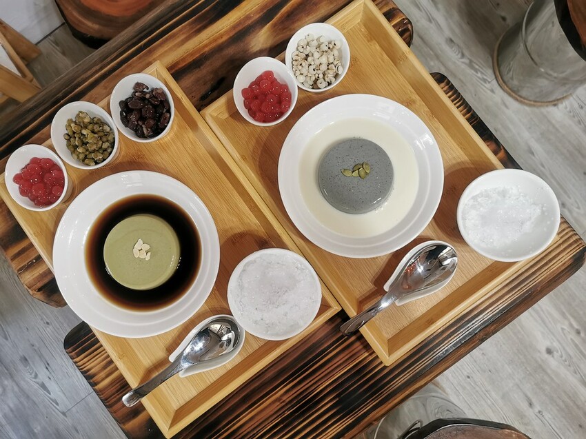 為了紀念愛犬而創立的品牌，『酥、鬆、脆』三種口感好滋味， 送禮最佳選擇~