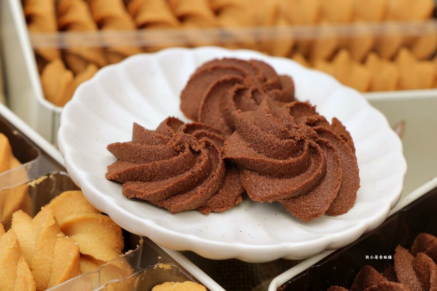 大耳朵朵曲奇餅‧眷村小巷弄內的甜點師父，濃郁可口曲奇餅酥、脆、鬆三重組合 - 敦 小 蓮の食旅錄