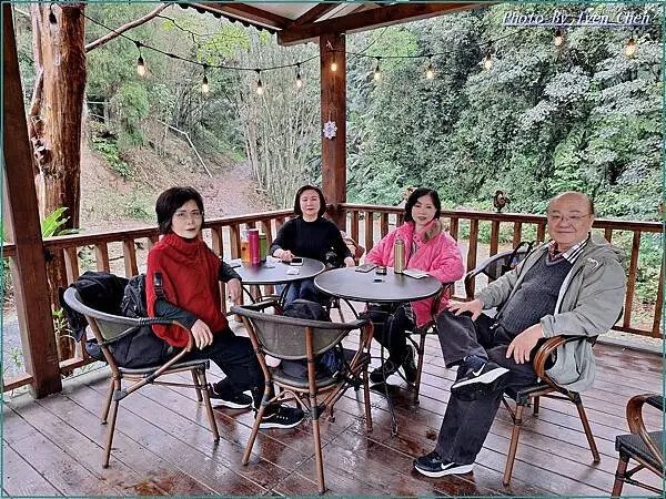 《新竹景觀咖啡廳》橫山唯美咖啡廳/『藍月山谷』 Ivenの窩