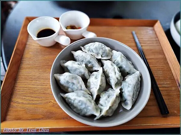 《新竹景觀咖啡廳》橫山唯美咖啡廳/『藍月山谷』 Ivenの窩