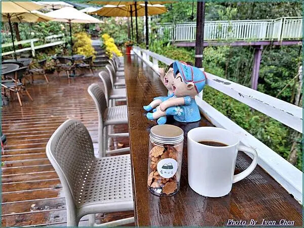 《新竹景觀咖啡廳》橫山唯美咖啡廳/『藍月山谷』 Ivenの窩
