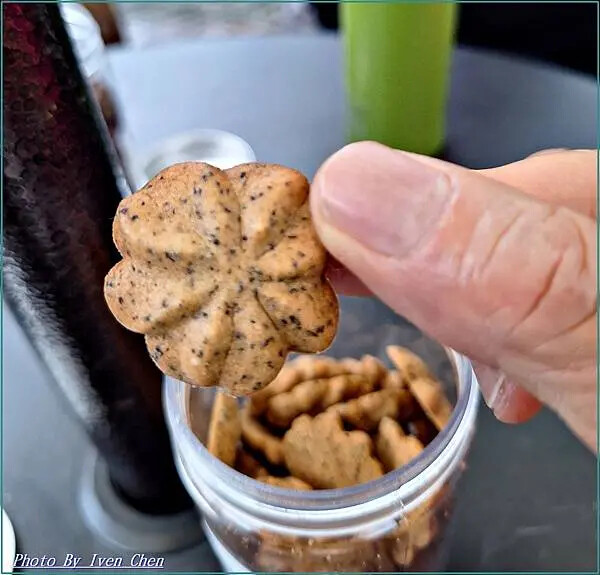 《新竹景觀咖啡廳》橫山唯美咖啡廳/『藍月山谷』 Ivenの窩