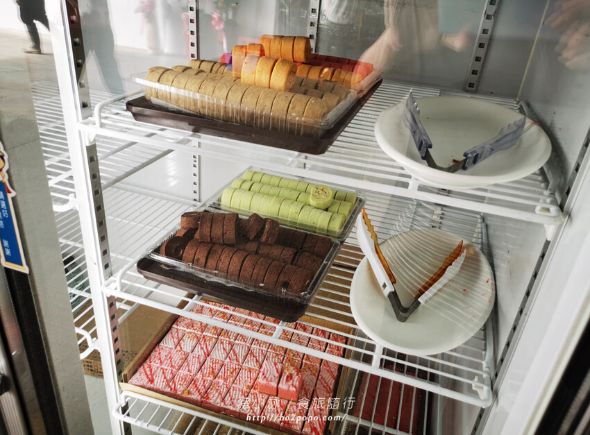 嘉義。東石》季津全蚵宴。烤蚵必備,可吃到多樣化的蚵仔全餐