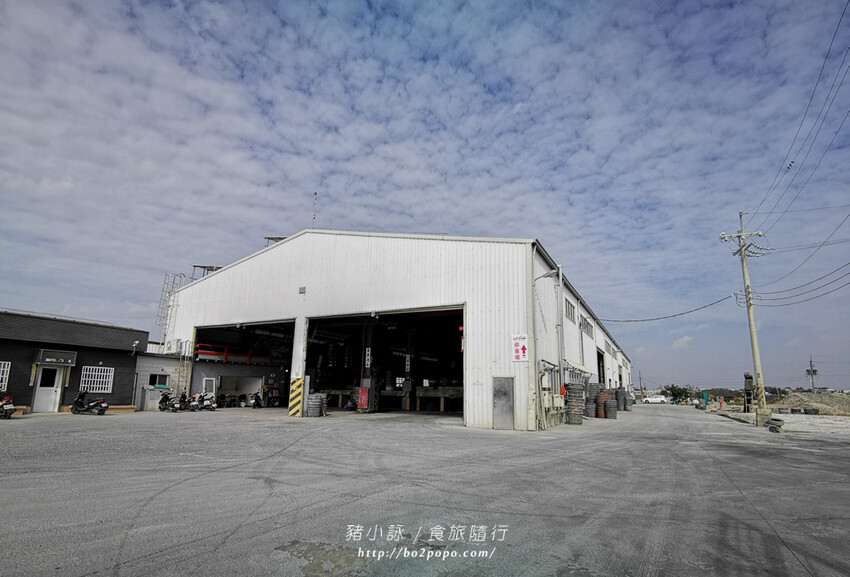 嘉義。東石》季津全蚵宴。烤蚵必備,可吃到多樣化的蚵仔全餐