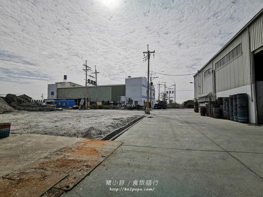 嘉義。東石》季津全蚵宴。烤蚵必備,可吃到多樣化的蚵仔全餐