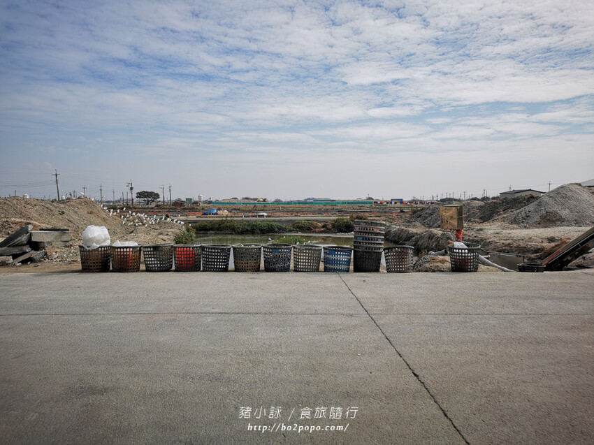 嘉義。東石》季津全蚵宴。烤蚵必備,可吃到多樣化的蚵仔全餐