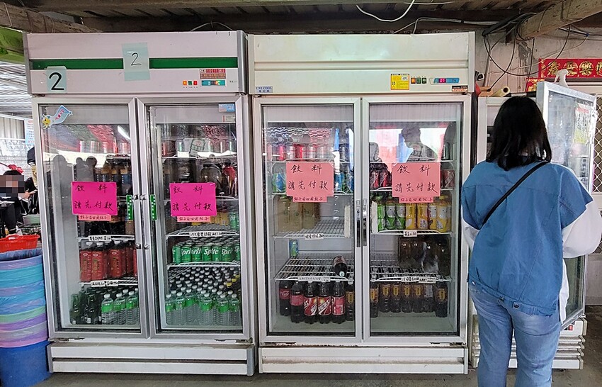 200元烤蚵吃到飽！產地新鮮直送，肥美蚵仔不限時任你無限吃，還有30道熱炒料理！！