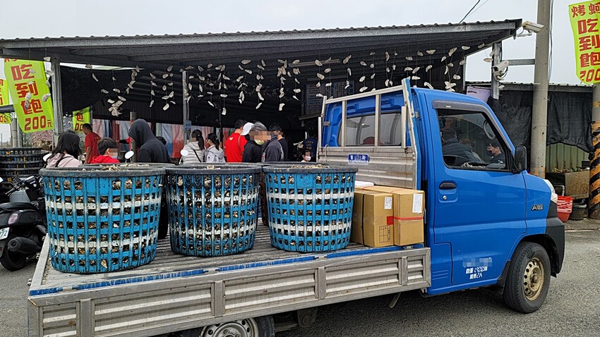 200元烤蚵吃到飽！產地新鮮直送，肥美蚵仔不限時任你無限吃，還有30道熱炒料理！！