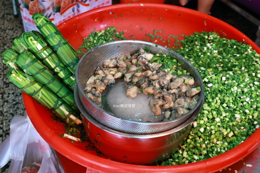彰化員林第一市場王爺宮後炸粿蚵｜員林市場美食，隱藏版人氣古早味小吃