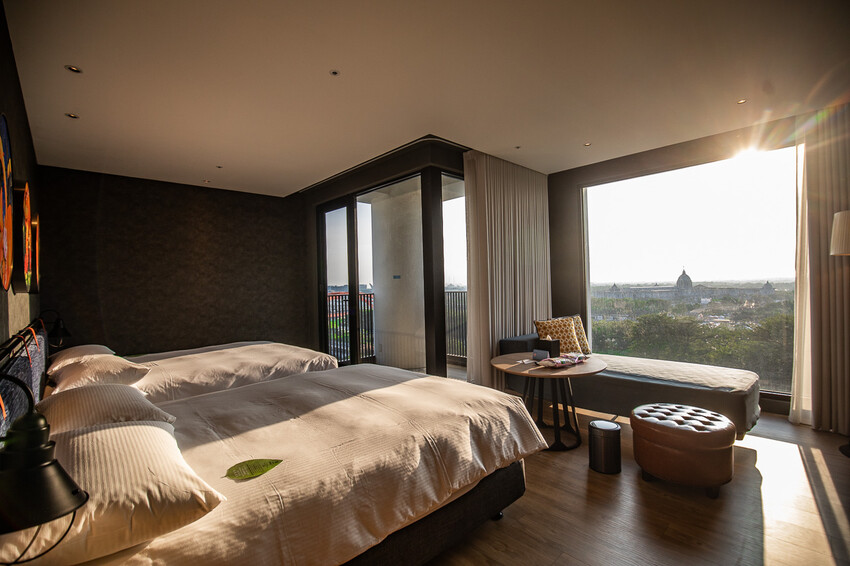 台南市仁德區捷絲旅台南虎山館｜宛如峇里島烏布雨林無邊際泳池！設計感十足渡假飯店