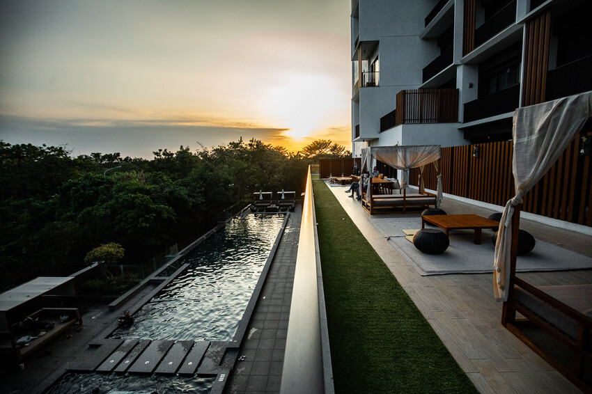 台南市仁德區捷絲旅台南虎山館｜宛如峇里島烏布雨林無邊際泳池！設計感十足渡假飯店