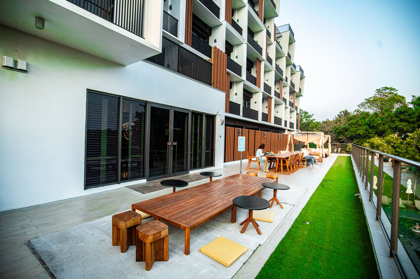 台南市仁德區捷絲旅台南虎山館｜宛如峇里島烏布雨林無邊際泳池！設計感十足渡假飯店