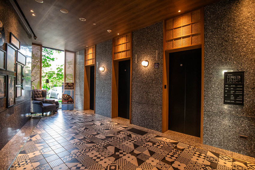 台南市仁德區捷絲旅台南虎山館｜宛如峇里島烏布雨林無邊際泳池！設計感十足渡假飯店