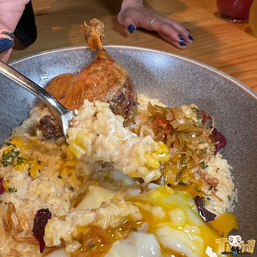 台南一輩子一定要住一次的五星級旅館！還有五星級主廚團隊進駐。懷舊與時尚元素兼具還有絕美露天泳池！