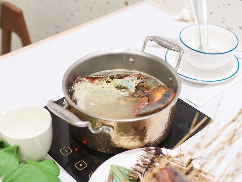 新竹湖口柒境鍋物！高CP值海陸火鍋饗宴加1元就送梅花豬、大白蝦二選一！高CP值火鍋推薦