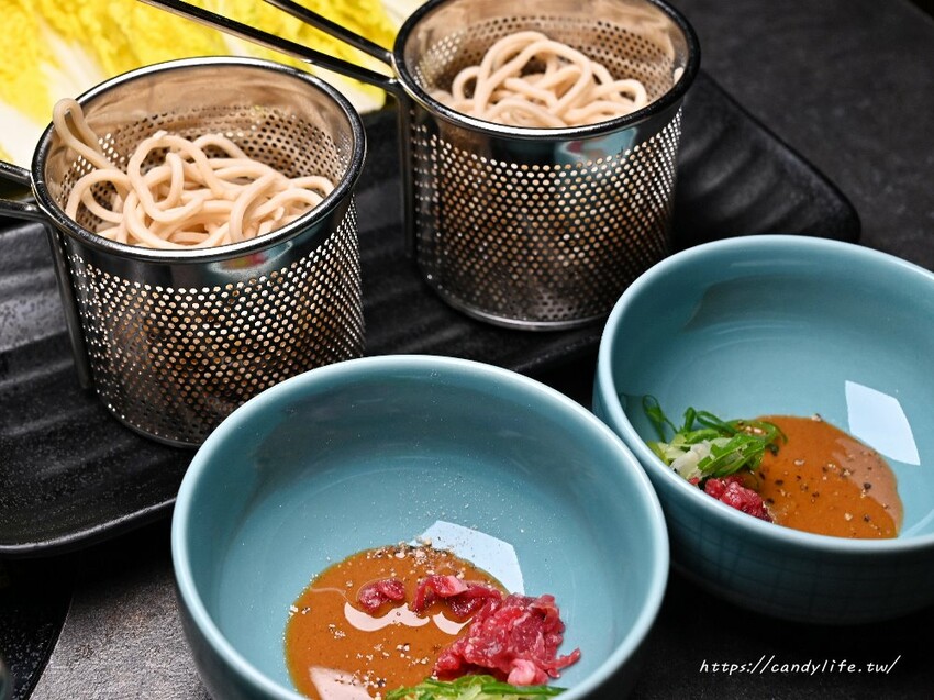 一潤鮮切鍋物｜台中人氣燒肉店新品牌開在這，台中高檔火鍋，主打現切頂級冷藏肉，還有免費和牛擔擔麵爽爽吃～