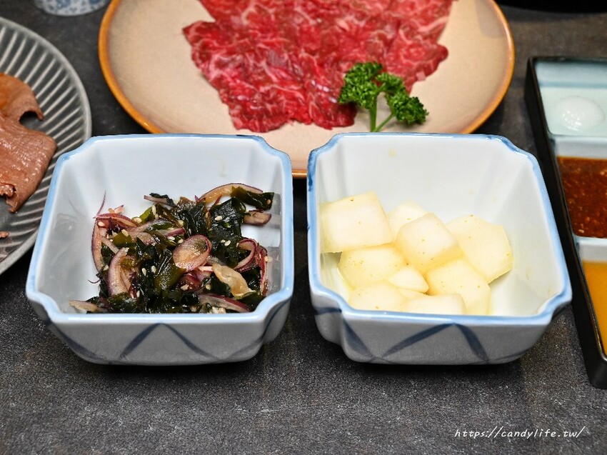 一潤鮮切鍋物｜台中人氣燒肉店新品牌開在這，台中高檔火鍋，主打現切頂級冷藏肉，還有免費和牛擔擔麵爽爽吃～