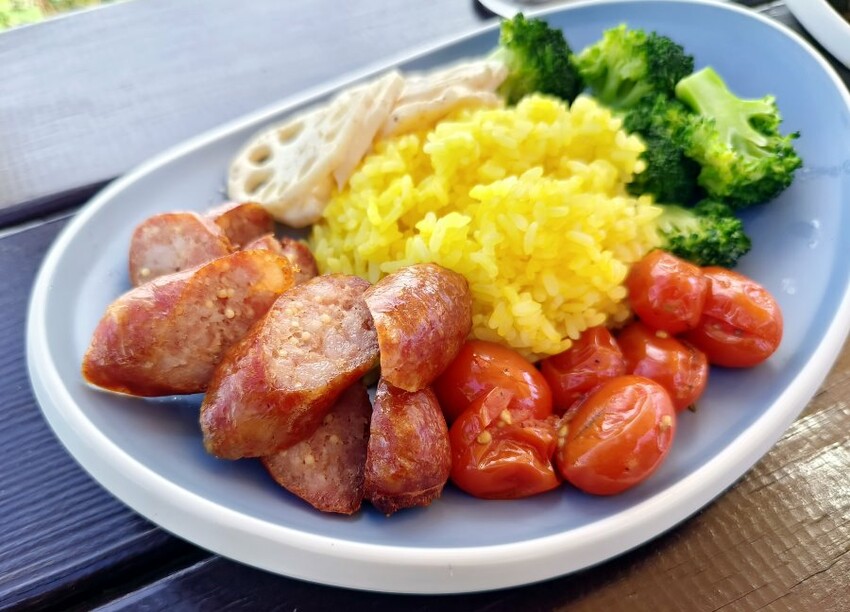 【台東美食】紀早灣麵包果咖啡坊．以麵包果為主題的海景咖啡廳!