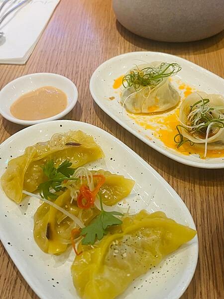 台北搭捷運就能抵達的餐廳:稻舍 迪化街。小小樹食 敦化南路