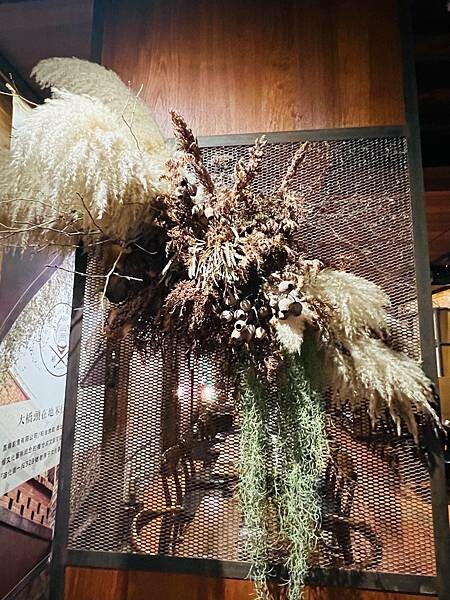 台北搭捷運就能抵達的餐廳:稻舍 迪化街。小小樹食 敦化南路