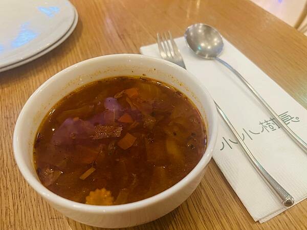 台北搭捷運就能抵達的餐廳:稻舍 迪化街。小小樹食 敦化南路