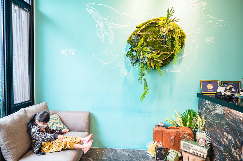 ｜花蓮住宿｜貳館海景民宿，躺在床上就能欣賞太平洋景色、看日出和星星，房間內還有溜滑梯讓孩子玩個夠 - Hallo！I'm 婷兒