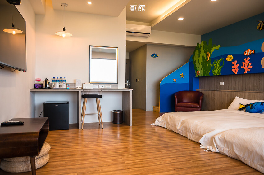 ｜花蓮住宿｜貳館海景民宿，躺在床上就能欣賞太平洋景色、看日出和星星，房間內還有溜滑梯讓孩子玩個夠 - Hallo！I'm 婷兒