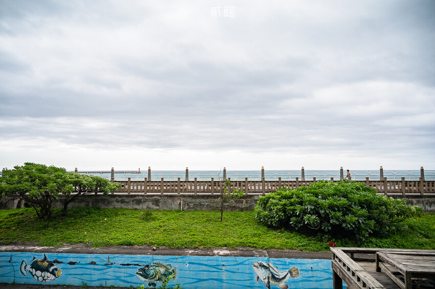 ｜花蓮住宿｜貳館海景民宿，躺在床上就能欣賞太平洋景色、看日出和星星，房間內還有溜滑梯讓孩子玩個夠 - Hallo！I'm 婷兒