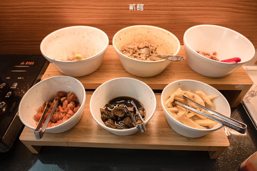 ｜花蓮住宿｜貳館海景民宿，躺在床上就能欣賞太平洋景色、看日出和星星，房間內還有溜滑梯讓孩子玩個夠 - Hallo！I'm 婷兒