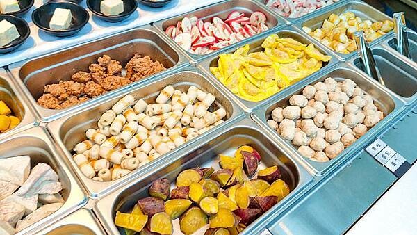 【桃園龍潭美食】光鮮鍋物|室內有如大自然情境,置身於森林般感受的火鍋店!自種新鮮蔬菜無限量吃到飽