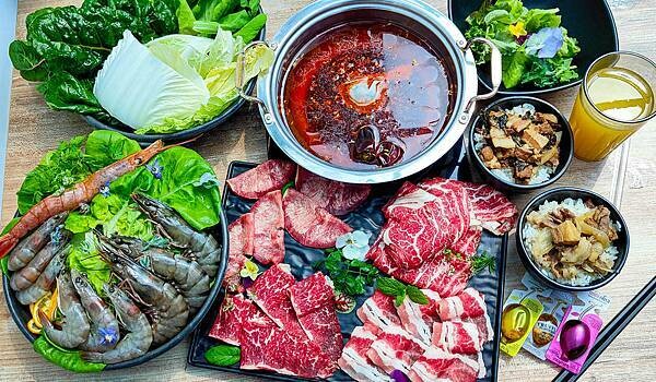 【桃園龍潭美食】光鮮鍋物|室內有如大自然情境,置身於森林般感受的火鍋店!自種新鮮蔬菜無限量吃到飽