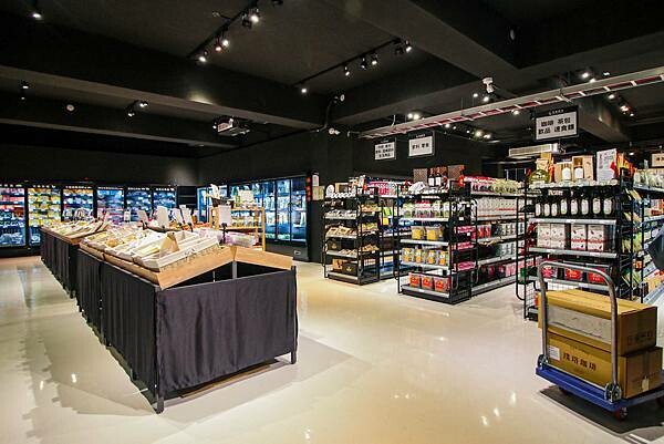 【桃園龍潭美食】光鮮鍋物|室內有如大自然情境,置身於森林般感受的火鍋店!自種新鮮蔬菜無限量吃到飽