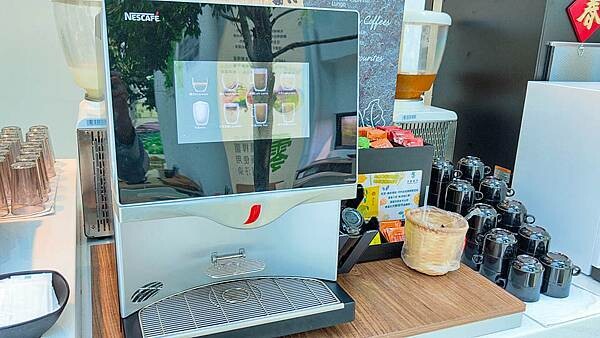 【桃園龍潭美食】光鮮鍋物|室內有如大自然情境,置身於森林般感受的火鍋店!自種新鮮蔬菜無限量吃到飽