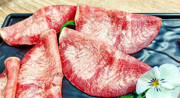 【桃園龍潭美食】光鮮鍋物|室內有如大自然情境,置身於森林般感受的火鍋店!自種新鮮蔬菜無限量吃到飽