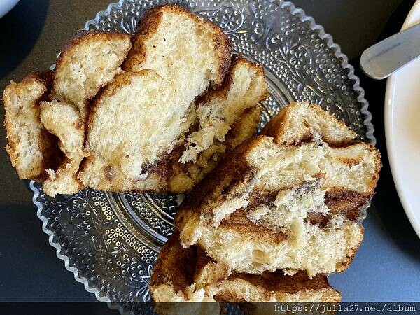 20230212_042509962_iOS-1