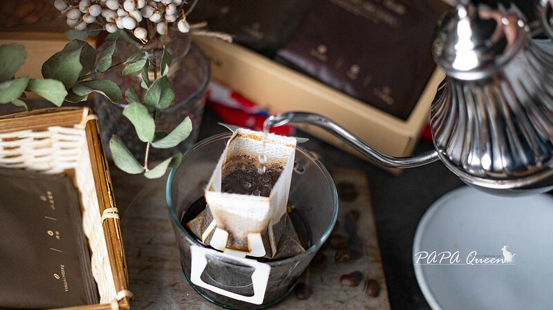 台中市大里區八豆聯軍 |航海王聯名款-年節禮盒限定發售中,2024伴手禮開箱特輯 花生/堅果/漢方系蠶豆酥/莊園咖啡-濾掛