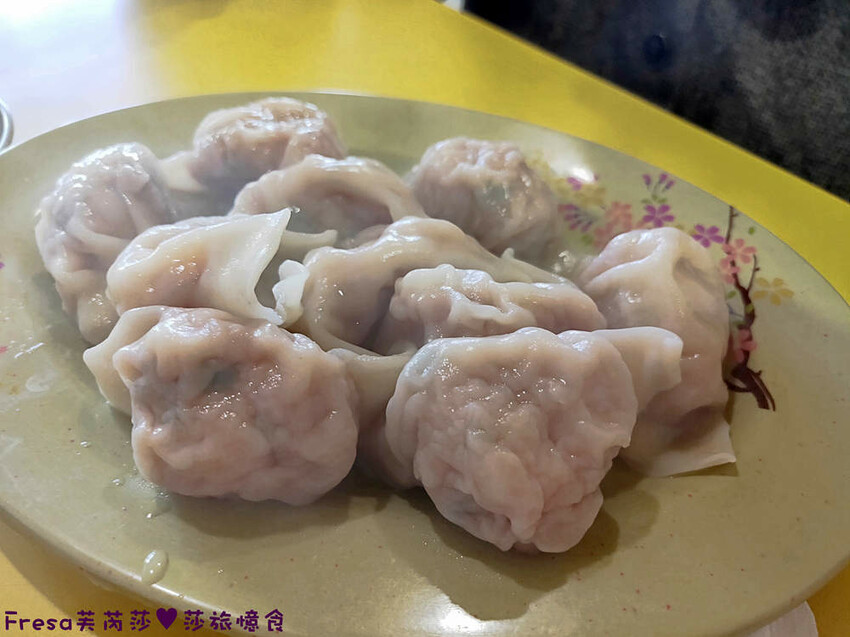 彰化麵館【吃吃喝喝複合式餐飲店】員林菜市場旁人氣麵館＋水餃.室內環境很舒服│員林火車站│員林美食