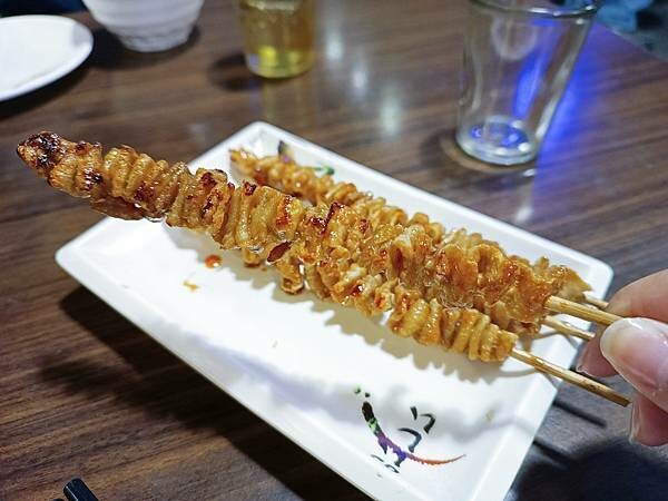 高雄市三民區廣受大家喜愛的碳烤、熱炒店！夯夯夯【阿鴻碳烤】高雄熱炒店推薦