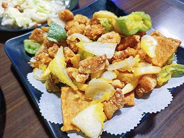 高雄市三民區廣受大家喜愛的碳烤、熱炒店！夯夯夯【阿鴻碳烤】高雄熱炒店推薦