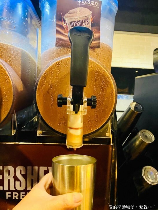 【新北。美食。消夜】築間幸福鍋-新北板誠店 府中站 蔬食自助吧 每天新鮮供應 一碗熱湯 用心款待 傳遞築間暖暖的幸福味 !