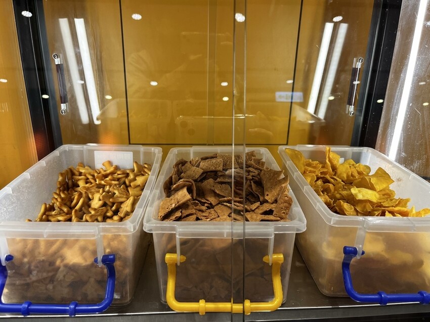 桃園市桃園區【桃園平價牛排推薦】不怕吃不飽,只怕吃太飽,高cp值【小時厚牛排】桃園中山店,排餐190元起