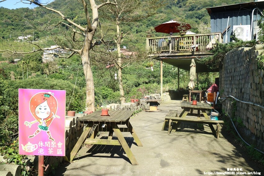 【新北八里區 】八里餐廳推薦『八里開心果園美食景觀餐廳』到底$588元風味餐吃什麼?