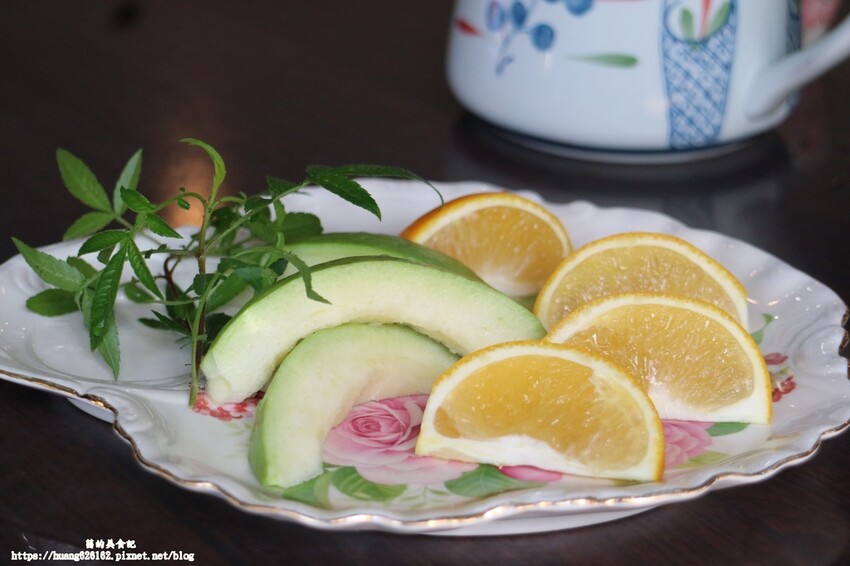 【新北八里區 】八里餐廳推薦『八里開心果園美食景觀餐廳』到底$588元風味餐吃什麼?