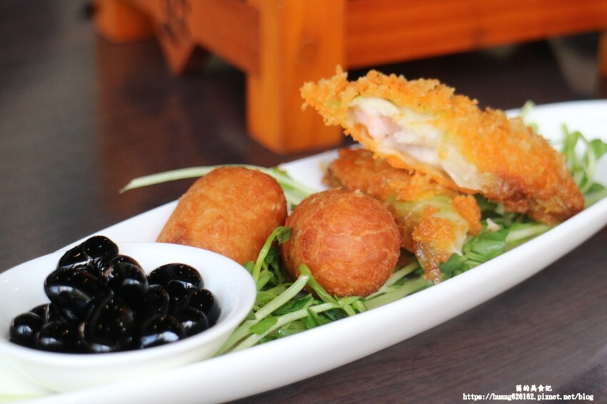 【新北八里區 】八里餐廳推薦『八里開心果園美食景觀餐廳』到底$588元風味餐吃什麼?